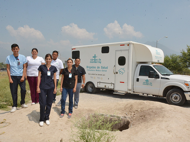 Promotores de salud en comunidades