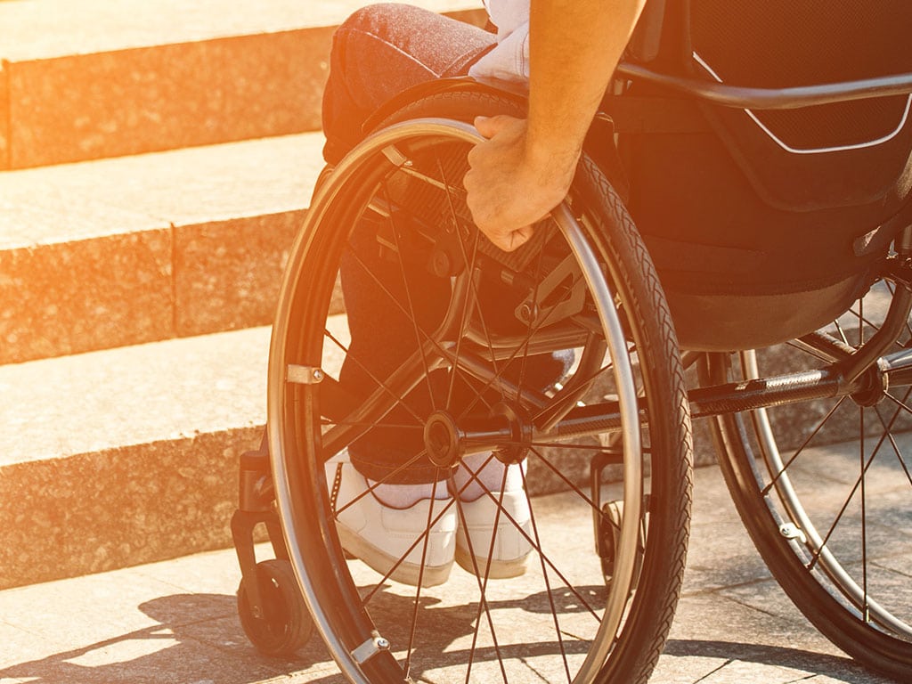 Como Ayudar A Personas Con Discapacidad Caritas De Monterrey