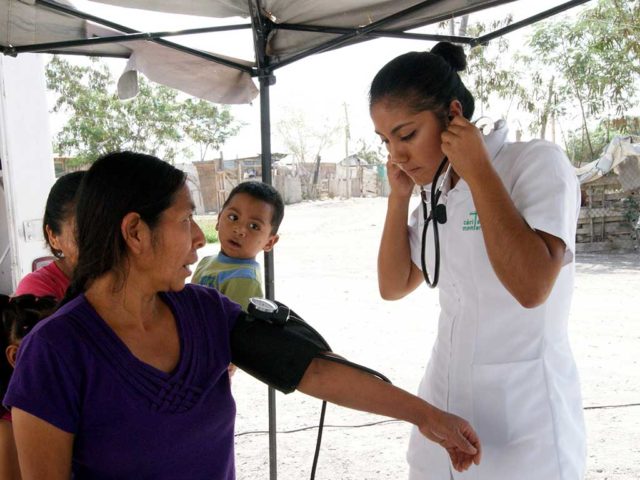 Cualidades de una enfermera que nos impulsan a cuidar al prójimo