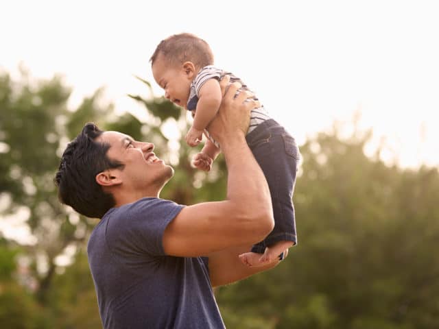 ¿Por qué es importante la figura paterna en la crianza de los hijos?