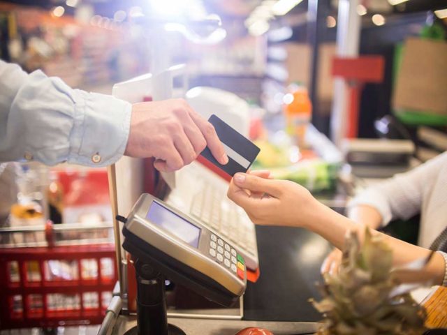 Cómo redondear en el súper para ayudar a personas en pobreza alimentaria